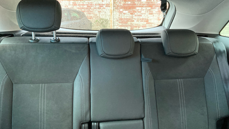 Vauxhall Crossland 1.2 Turbo [130] Ultimate Nav 5dr Auto Petrol Hatchback